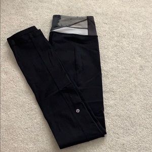 Lululemon black yoga pants